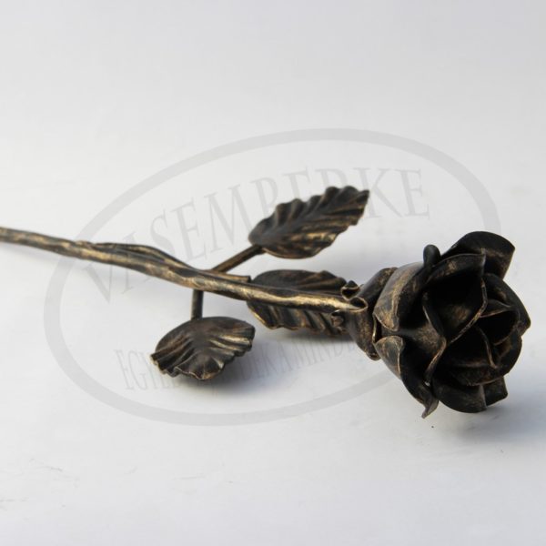 Patinierte goldene Rose